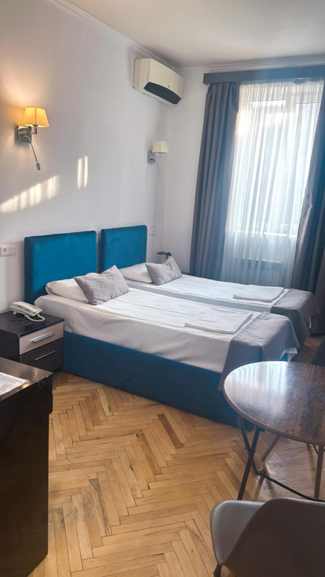 Yereone Hotel Apartment Erévan Extérieur photo