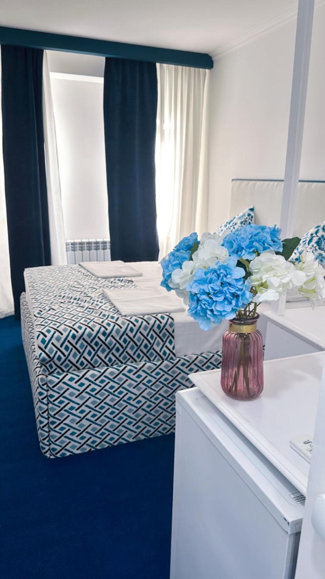 Yereone Hotel Apartment Erévan Extérieur photo